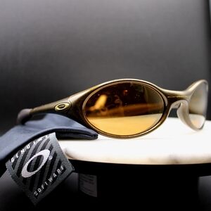 Oakley Bronze Sunglasses